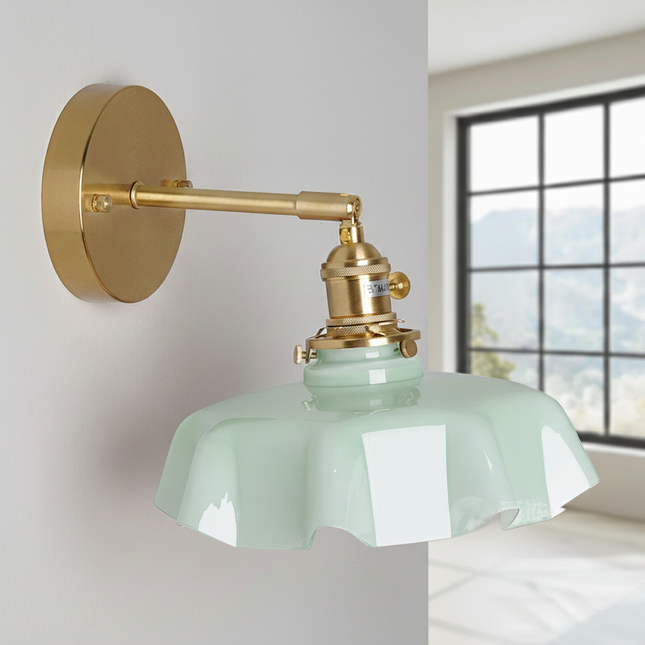 Applique murale nordique en verre coloré et laiton