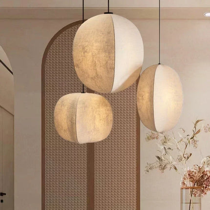 Minimalistische Pendelleuchte aus Leinen „Wabi-Sabi“