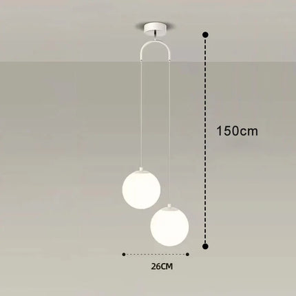 Kugelförmige Pendelleuchte aus weißem Glas