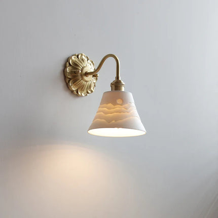 Vintage Wall Lamps with Keramikschirm and Elegant Messingarm