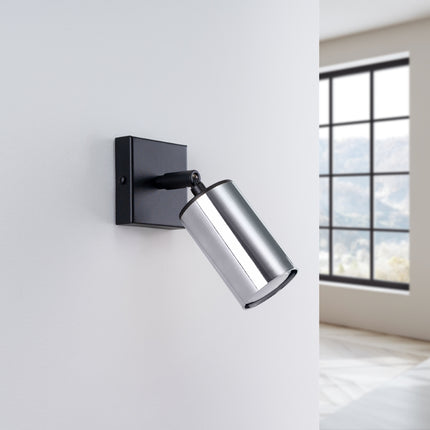 Applique Acier Luxe Noir/Chrome allumée, ampoule visible