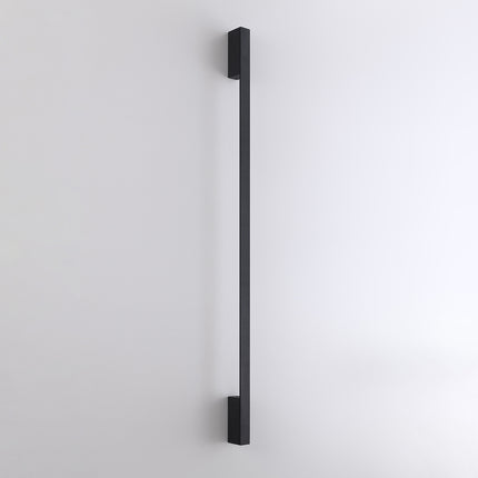Applique Barre Contemporaine L en aluminium noir, barre murale fine de 150 cm, vue studio
