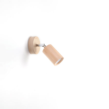 Applique murale en bois de hêtre naturel, tête cylindrique orientée vers le bas sur fond blanc