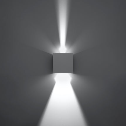 Applique carrée blanche LED IP54, faisceau asymétrique réglable