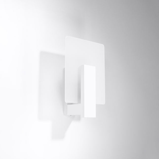 Applique Envol Géométrique blanc fixée au mur, panneau de verre dépoli et bloc de bois