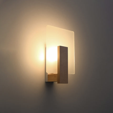 Vue de profil de l'applique Envol Géométrique bois naturel et verre montrant son relief