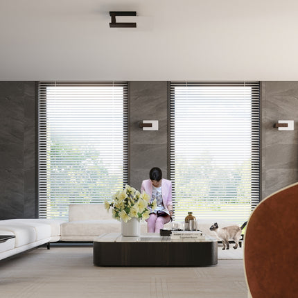 Détail du bloc de bois wengé de l'applique Envol Géométrique