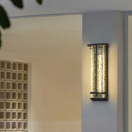 Applique extérieure LED acrylique eau sur une terrasse