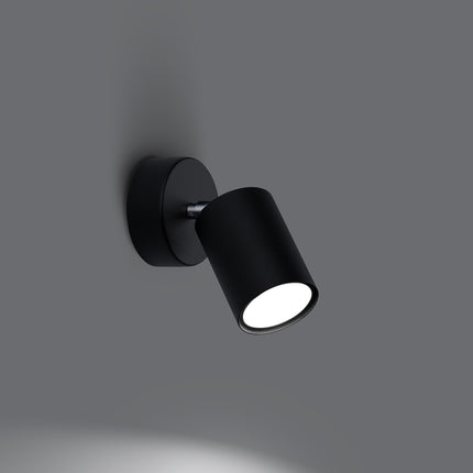Applique Focus Moderne noir vu de face, finition acier noir mate et lignes épurées.