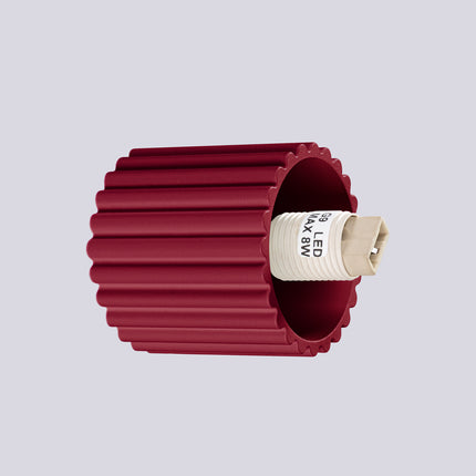 Détail du culot G9 LED max 8W de l'applique murale Halo bordeaux IP44