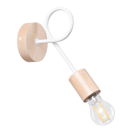applique murale à bras bouclé en bois et métal blanc, packshot sur fond blanc