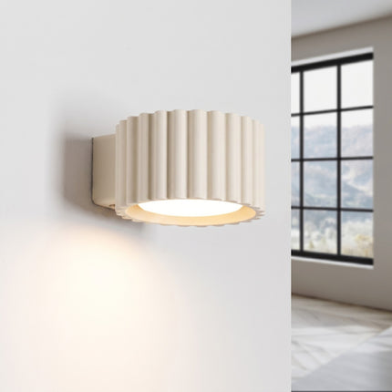 Applique murale Aura beige, lumière allumée