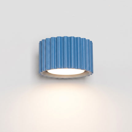 Applique Murale Aura Aluminium Cannelé Bleu Azur (GX53), vue de détail