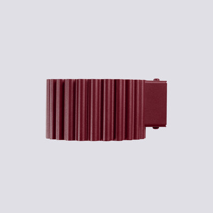 Applique murale Aura bordeaux, packshot de trois quarts