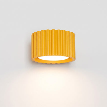 Applique Murale Aura Aluminium Cannelé Jaune Ambré (GX53), vue de détail