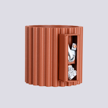 Bornier et câblage de l'applique Aura rouge ocre pour le raccordement au mur