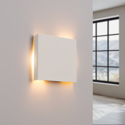 applique murale carrée éclairage haut et bas blanc, lumière allumée