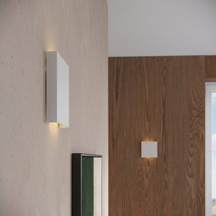 applique murale carrée éclairage haut et bas blanc, intérieur contemporain