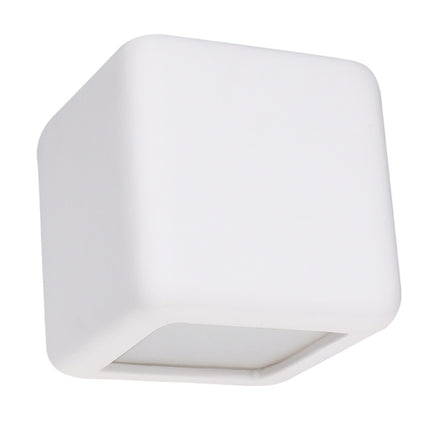 Applique murale cube en céramique blanche aux coins arrondis, style japandi épuré