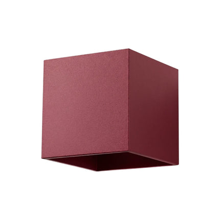 Applique Murale Cube LED bordeaux, packshot sur fond blanc