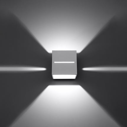 Applique Murale Cube Ouvert Blanche dans une chambre
