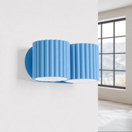 Applique Murale Double Aura bleu ciel, vue en situation sur un mur clair