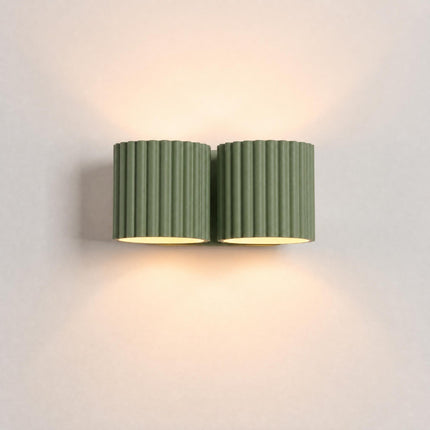 Applique Murale Double Aura vert olive, vue de détail des cannelures