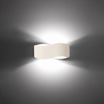 Applique murale Flux Lumineux 30 en acier beige allumée, lumière chaude diffusée