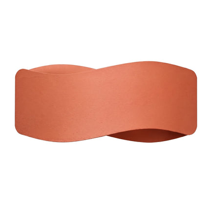 Applique murale Flux Lumineux 30 en acier ocre rouge, packshot sur fond blanc