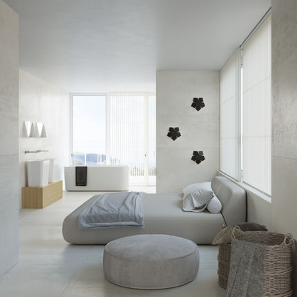 Applique murale géométrique pentagone noire dans une ambiance déco chaleureuse