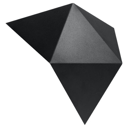 Applique murale géométrique triangle noire en acier, vue de face sur fond neutre