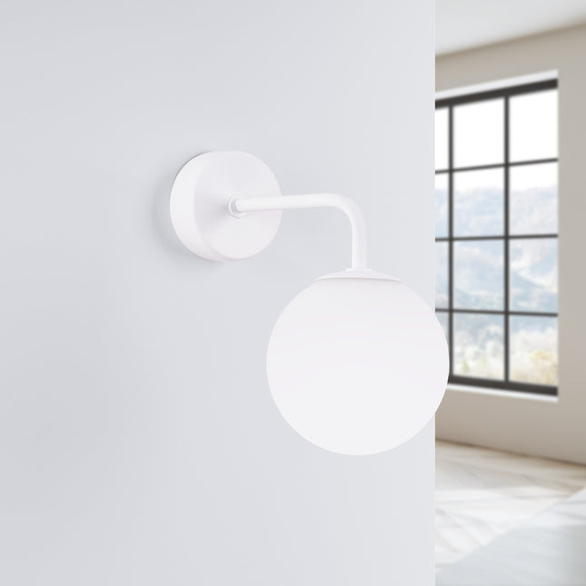 applique murale globe opale à bras coudé blanc, vue en situation