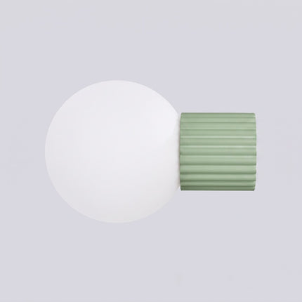Applique murale Halo vert sauge IP44, packshot de trois quarts