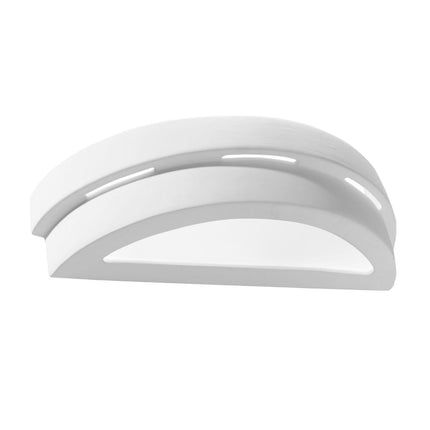 Applique murale hélice en céramique minimaliste blanche sur fond neutre