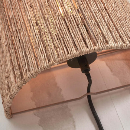 Applique murale Iguazu en jute tressé naturel fixée au mur, lumière chaude diffuse