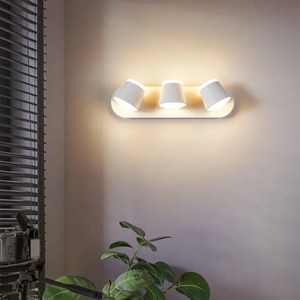 Applique murale LED pivotante en aluminium brossé au design moderne