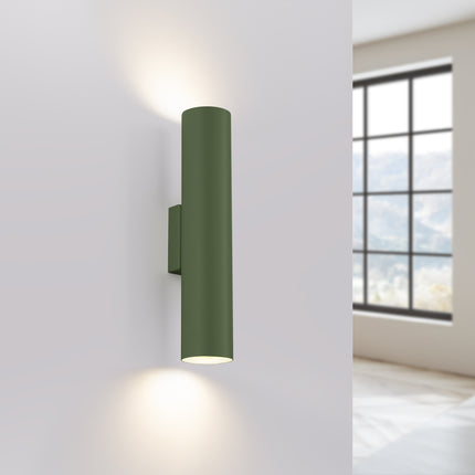 Applique Murale Long Cylindre Vert Olive en Acier, lumière allumée