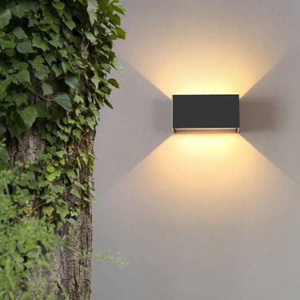 Applique murale nordique étanche diffusant la lumière haut et bas