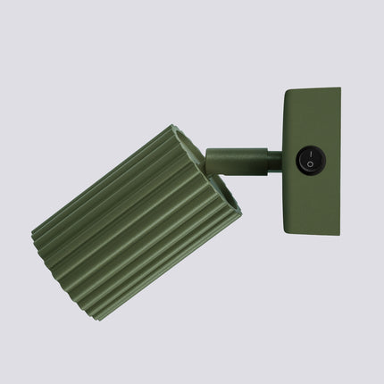 Applique murale orientable Oslo avec interrupteur vert olive, vue de détail