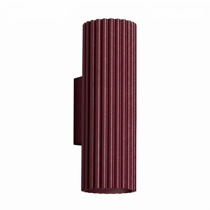 Applique Murale Oslo 20 cm en Aluminium Cannelé Bordeaux, packshot sur fond blanc