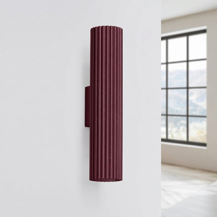 Applique murale Oslo 30 cm bordeaux, vue en situation sur fond clair