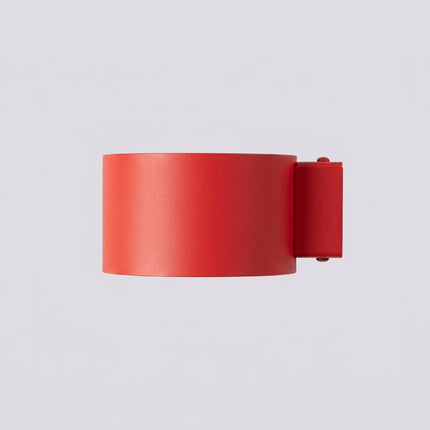 Applique murale Pastille rouge vif, packshot de trois quarts