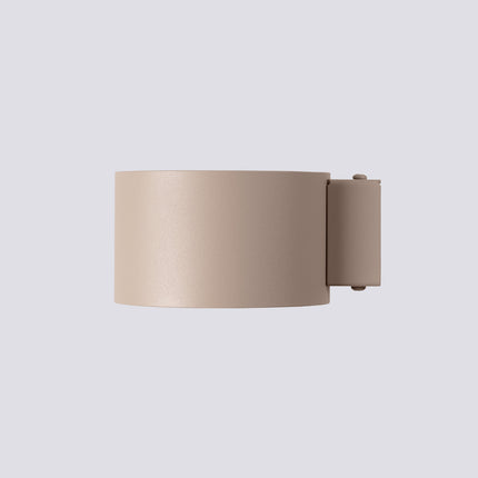 Applique murale Pastille taupe, packshot de trois quarts