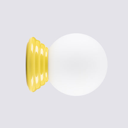 applique murale perle céramique jaune ambré ip44, détail de la matière