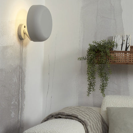 Câble textile gris et blanc avec fiche secteur de l'applique Porto