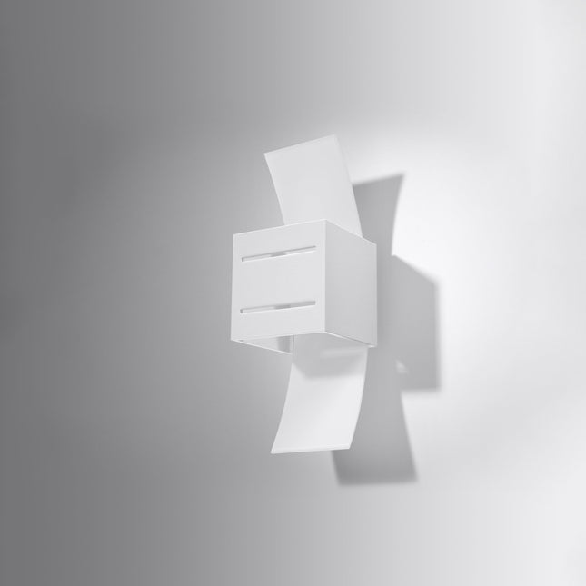 Applique Murale Rampe Blanche dans un salon