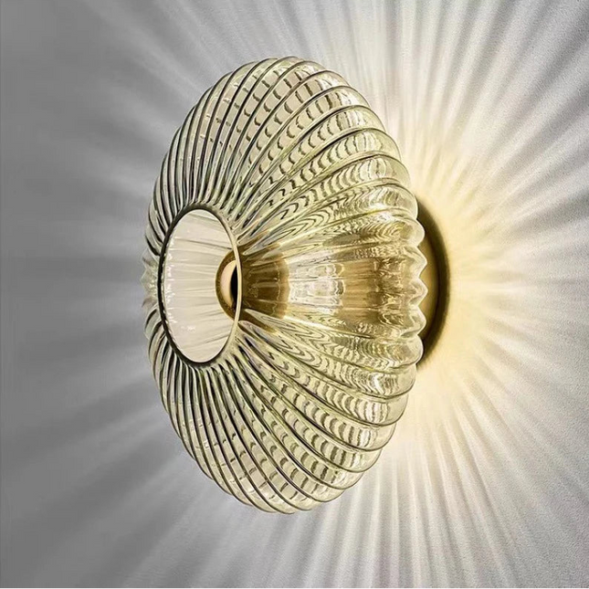 Applique murale rétro en verre gris fumé, style vintage pour salon et couloir.