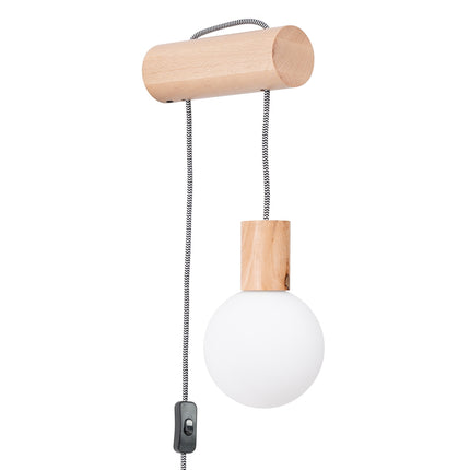 applique murale rondin de bois à globe opale et interrupteur, packshot sur fond blanc
