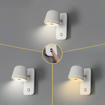 Applique murale LED tactile éclairant un plan de bureau pour le travail