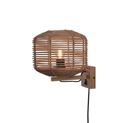 Applique murale Tanami en rotin tressé naturel avec fixation bois, packshot fond blanc